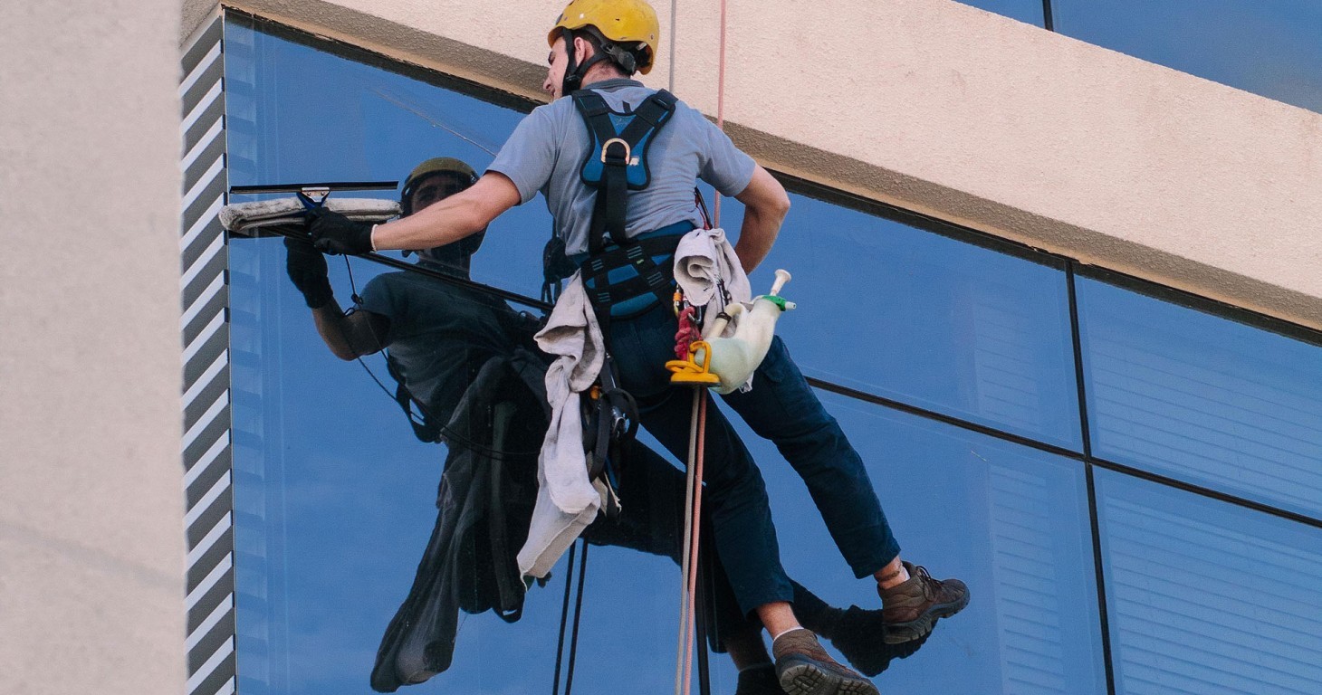 How To Stay Safe Working as a Window Cleaner